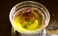Фото приготовления рецепта: Зелёный салат с перловкой и лесными орехами - шаг №2