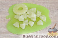 Фото приготовления рецепта: Быстрые куриные шашлычки с ананасом - шаг №5