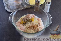 Фото приготовления рецепта: Куриные крокеты с сыром и ананасом, запеченные в духовке - шаг №8