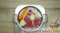 Фото приготовления рецепта: Картошка с тушёнкой в томатном соусе - шаг №9