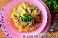 Фото приготовления рецепта: Жаркое из картофеля, с грибами и фаршем - шаг №10