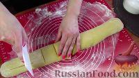 Фото приготовления рецепта: Торт "Медовик" с заварным сметанным кремом - шаг №7