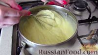 Фото приготовления рецепта: Торт "Медовик" с заварным сметанным кремом - шаг №11