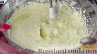 Фото приготовления рецепта: Торт "Медовик" с заварным сметанным кремом - шаг №12