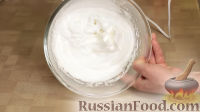 Фото приготовления рецепта: Сливочный суп с рисом,  грибами и сельдереем - шаг №7