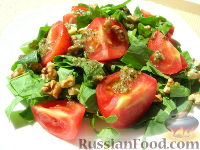 Фото к рецепту: Салат из щавеля и помидоров
