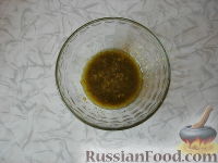 Фото приготовления рецепта: Салат из щавеля и помидоров - шаг №4