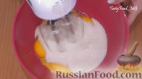 Фото приготовления рецепта: Сырник с изюмом и курагой (в духовке) - шаг №12
