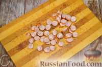 Фото приготовления рецепта: Капуста по-трансильвански, с рисом, фаршем и колбасками - шаг №5