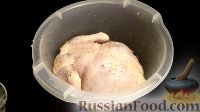 Фото приготовления рецепта: Курица, запечённая на банке - шаг №3