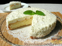 Фото приготовления рецепта: Бисквитный торт "Пина колада" с нежным суфле - шаг №12