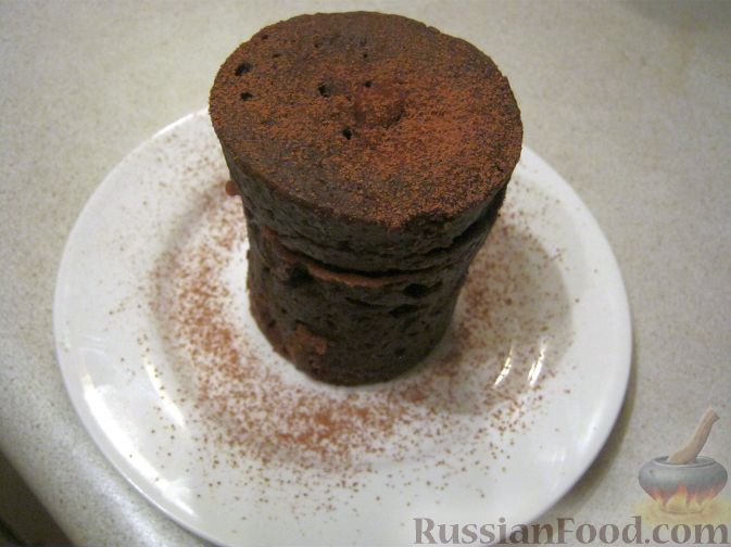 Шоколадный кекс в микроволновке без разрыхлителя