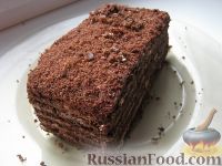 Фото к рецепту: Торт медово-шоколадный с орехами