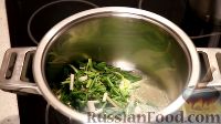 Фото приготовления рецепта: Суп-пюре из щавеля и картофеля - шаг №3