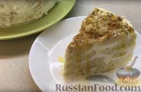 Фото приготовления рецепта: Торт из оладий с творожно-сметанным кремом - шаг №16