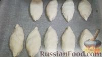 Фото приготовления рецепта: Пирожки из бездрожжевого теста на кефире, с мясом и рисом - шаг №20