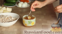 Фото приготовления рецепта: Русская окрошка с мясом, на хлебном квасе с хреном - шаг №4
