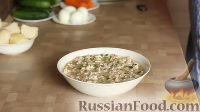 Фото приготовления рецепта: Русская окрошка с мясом, на хлебном квасе с хреном - шаг №6