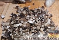 Фото приготовления рецепта: Сливочно-грибной соус - шаг №1
