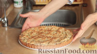Фото приготовления рецепта: Песочный тертый пирог с ревенем - шаг №9