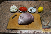 Фото приготовления рецепта: Бутерброды «Подсолнухи» с кукурузой и маслинами - шаг №4
