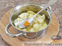 Фото приготовления рецепта: Суп-пюре из цветной капусты с шампиньонами - шаг №10