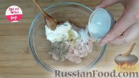 Фото приготовления рецепта: Запеканка с кабачками и куриной грудкой - шаг №2