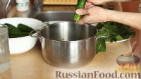 Фото приготовления рецепта: Малосольные огурцы (холодный способ) - шаг №4