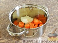Фото приготовления рецепта: Суп из кабачков с молоком и сметаной - шаг №2