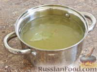 Фото приготовления рецепта: Суп из индейки с блинами и яйцом - шаг №6