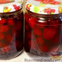 Фото приготовления рецепта: Варенье из клубники с целыми ягодами - шаг №6