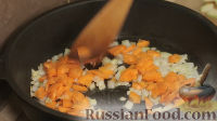 Фото приготовления рецепта: Сливочный соус (подлива) из курицы с кабачками - шаг №5