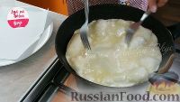Фото приготовления рецепта: Шелпеки (казахские лепешки без дрожжей) - шаг №7
