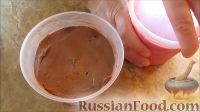 Фото приготовления рецепта: Фруктовое мороженое (клубничное и бананово-шоколадное) - шаг №7
