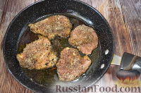 Фото приготовления рецепта: Филе индейки в грибной панировке - шаг №9