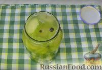 Фото приготовления рецепта: Волованы с марципаном и консервированными персиками, из слоёного теста "наоборот" - шаг №6