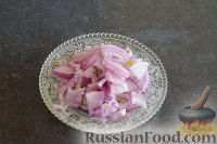 Фото приготовления рецепта: Салат с говяжьей печенью и морковью - шаг №6