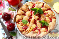 Фото приготовления рецепта: Пирог с яблоками и сливами - шаг №13