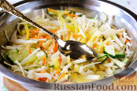 Фото приготовления рецепта: Капустный салат на зиму - шаг №8