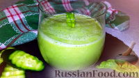 Фото к рецепту: Огуречный смузи с авокадо и шпинатом
