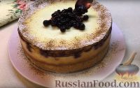 Фото приготовления рецепта: Творожный чизкейк с адыгейским сыром и чёрной смородиной - шаг №21