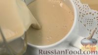 Фото приготовления рецепта: Молочный коктейль с мороженым и кофе - шаг №4