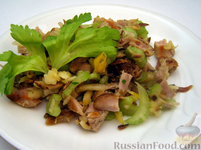 Рецепт Куриный салат с сельдереем и семечками