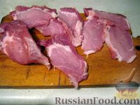 Фото приготовления рецепта: Биточки из свинины - шаг №2