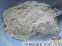 Фото приготовления рецепта: Куриная печень, тушенная с овощами в молоке - шаг №11