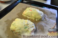 Фото приготовления рецепта: Дорада, запеченная с грибами и сыром - шаг №5