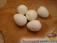 Фото приготовления рецепта: "Цыплята" из перепелиных яиц - шаг №1