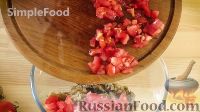 Фото приготовления рецепта: Закуска (сырая икра) из баклажанов и помидоров - шаг №6