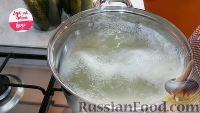 Фото приготовления рецепта: Соленые огурцы на зиму - шаг №8