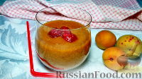 Фото к рецепту: Смузи из абрикосов с яблоком и апельсином
